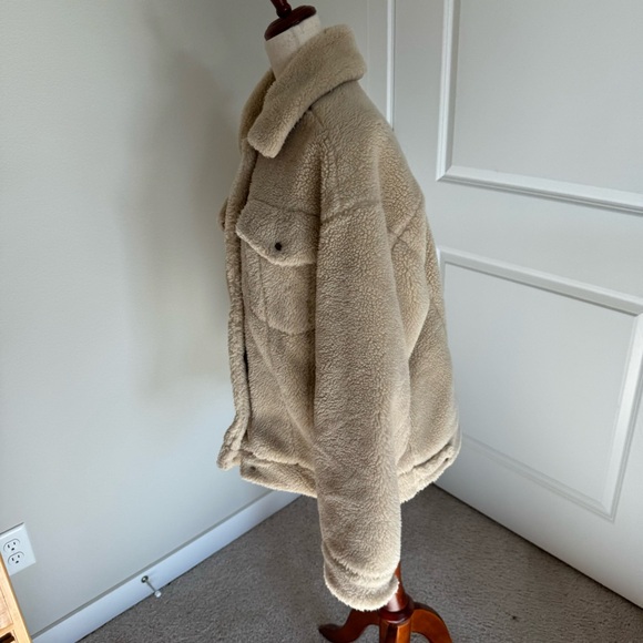 Free People Tan Cream Sherpa Trucker Jacket Medium - Picture 7 of 10